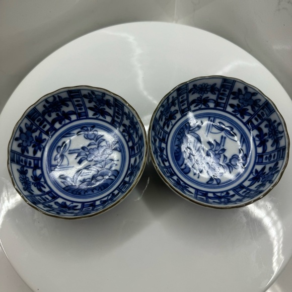 Set of two- blue and white classic rice bowls - Picture 2 of 7